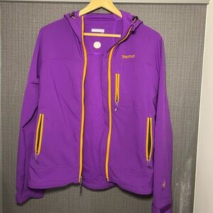 Marmot rain jacket with hood - Women’s Small
